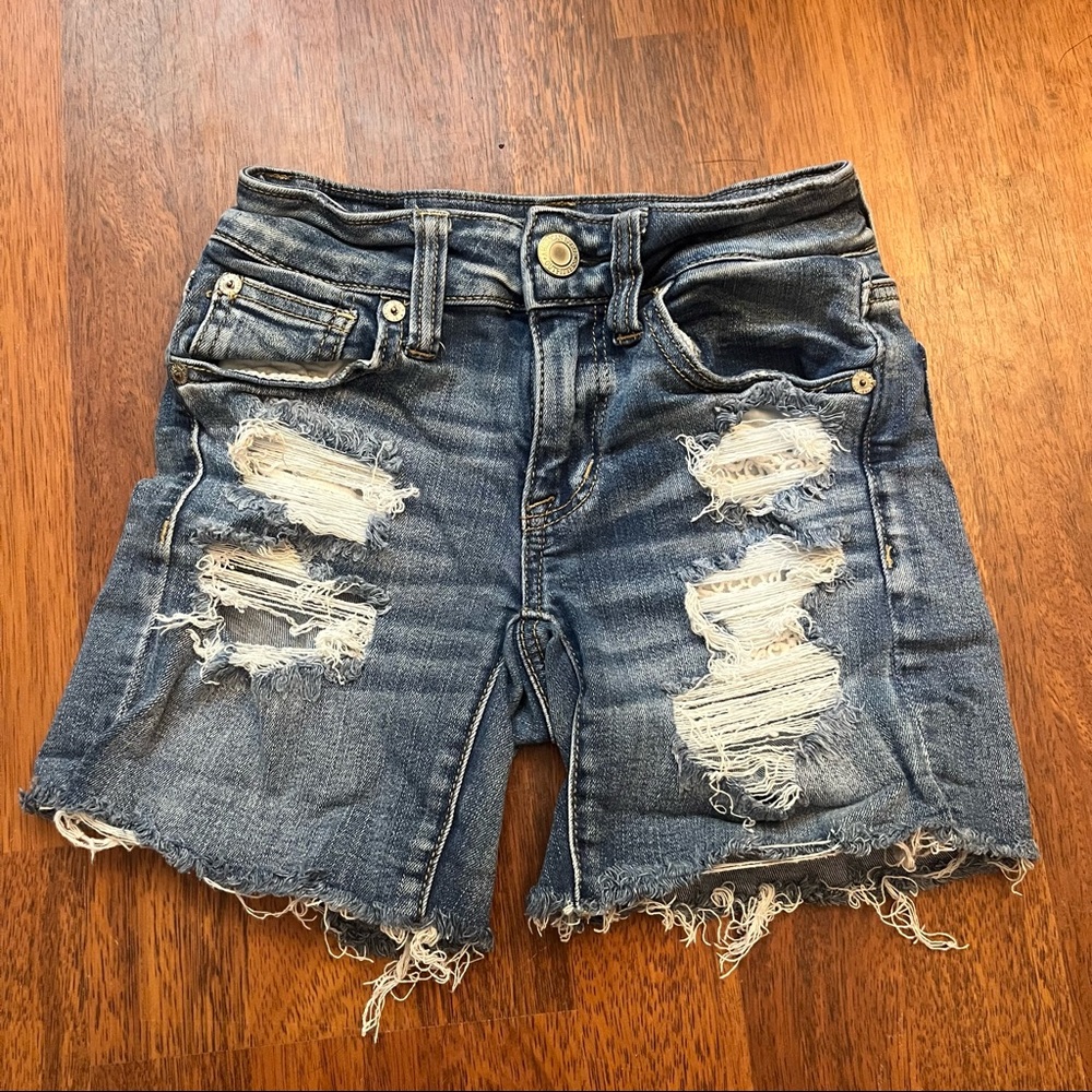 AE DISTRESSED MIDI SHORTS